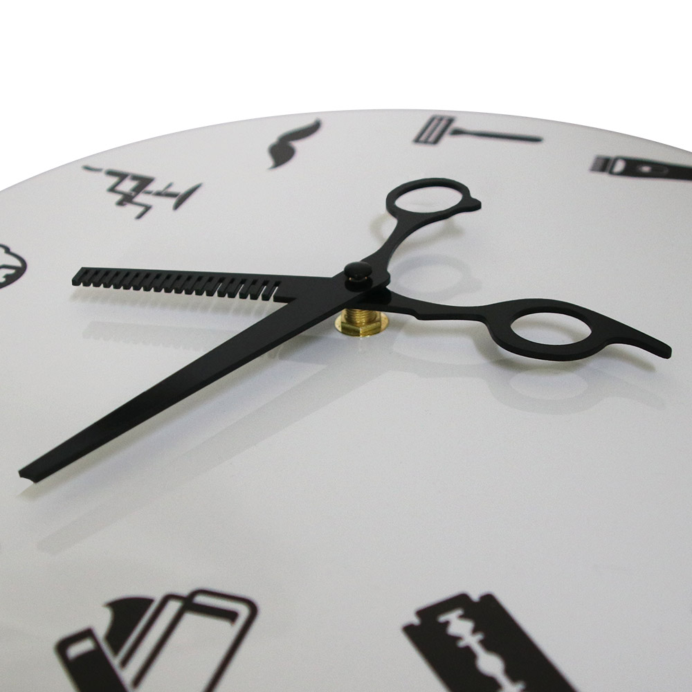 Kapperszaak wandklok met schaa - Men'S Grooming Barbershop recensie en prijs